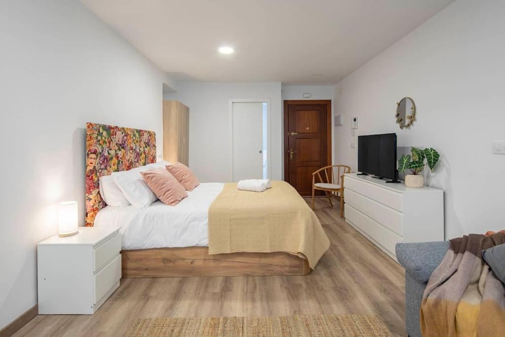 Lindo Estudio En El Centro By Cabana Rentals Vigo Exterior photo